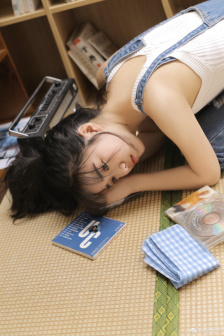 皇上撞着太子妃的秘密的小说
